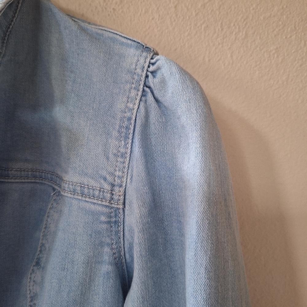 NWT Paige Songbird Meg Light Denim Long Sleeve Zip Up Romper Womens Size 4 - Picture 6 of 11